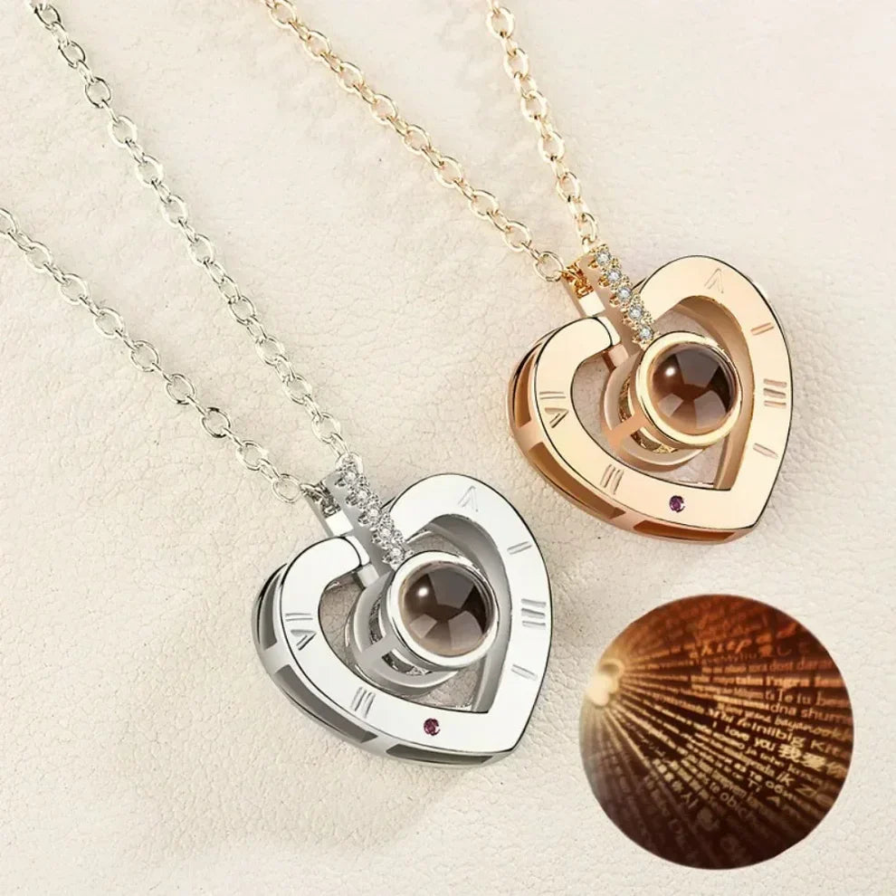 COLLAR TE AMO EN 100 IDIOMAS + COFRE DE ROSAS ETERNAS